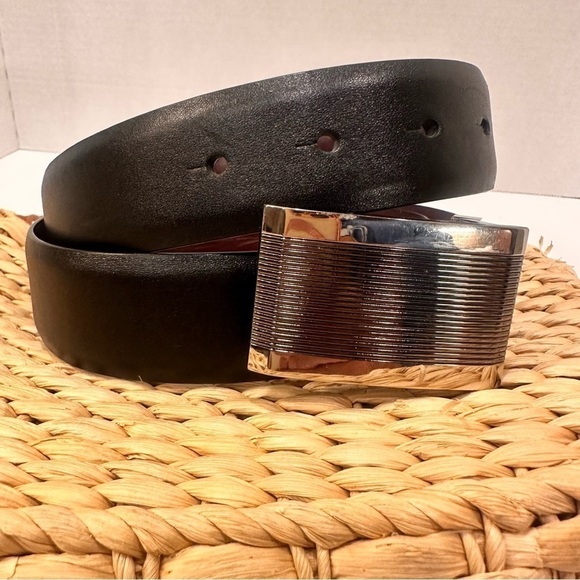 Mens Black Silver Leather Fashion Belt 45" Casual Dressy - Picture 2 of 4
